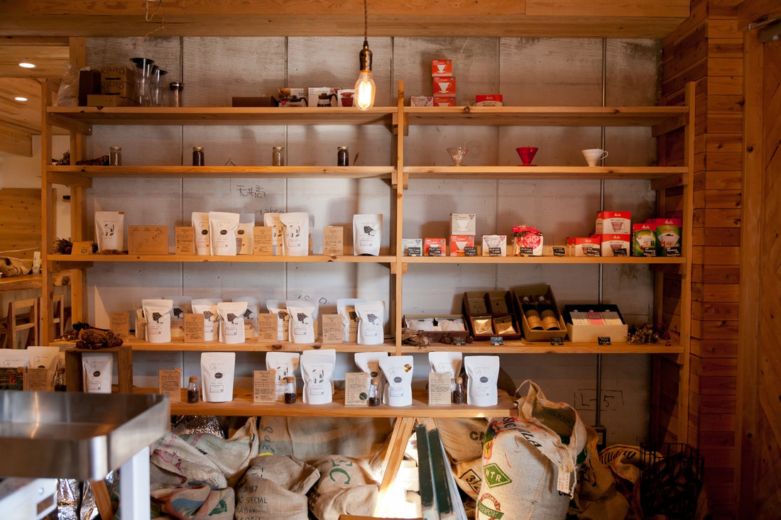 ベースコーヒー店内