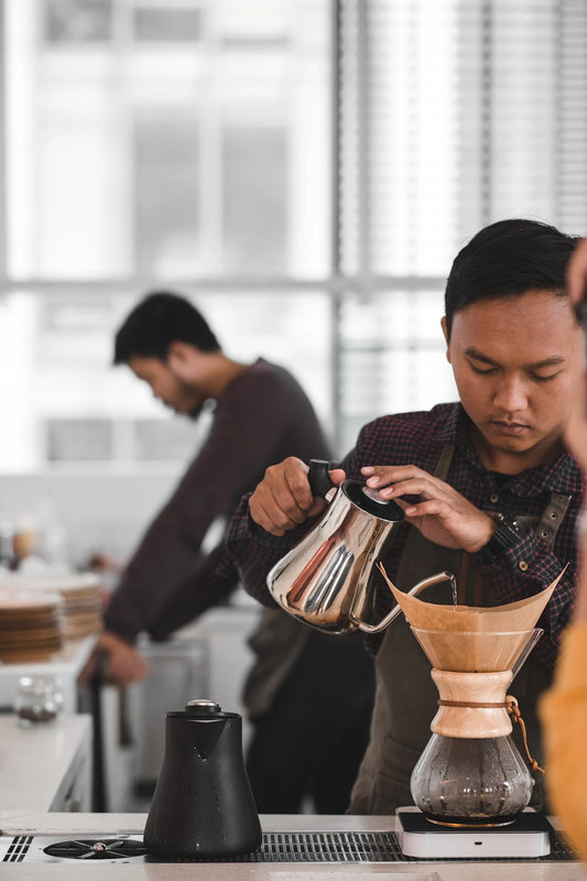 バリスタに学ぶ 自宅で試すプロのコーヒー淹れ方